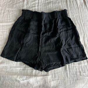 NWOT Emma Knudsen Andie Short - Black - Size Small